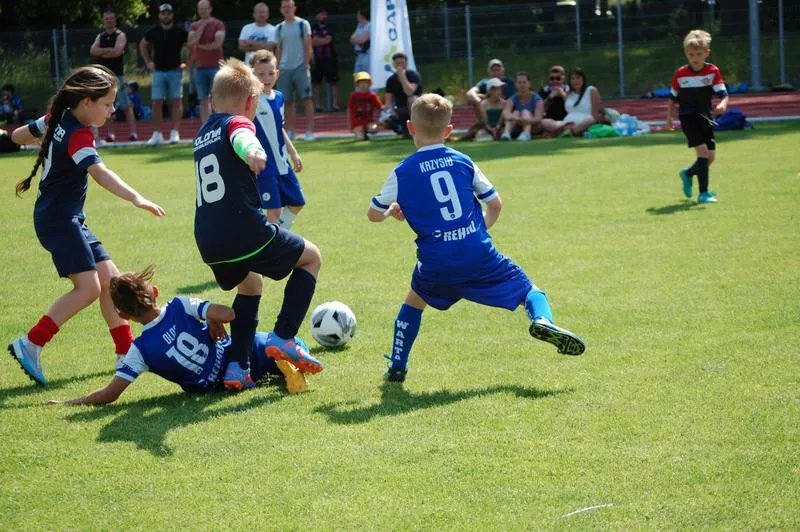 Kiedy zapisać dziecko na piłkę nożną