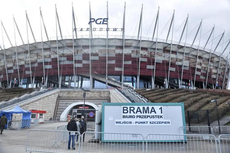 Szczepionki na stadionie narodowym